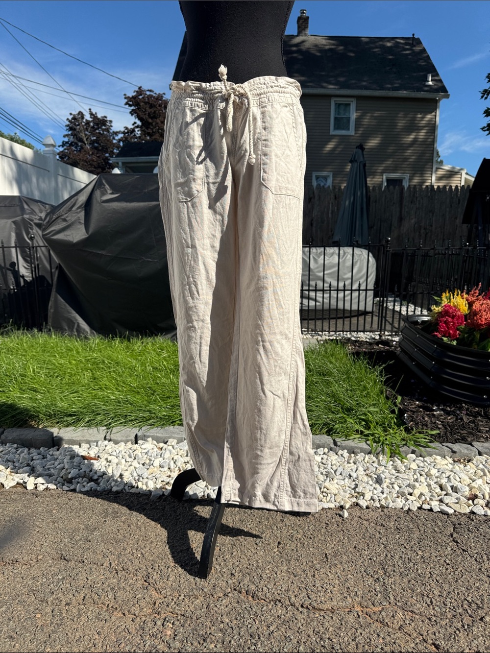 Roxy womens small  Light wt Drawstring pants